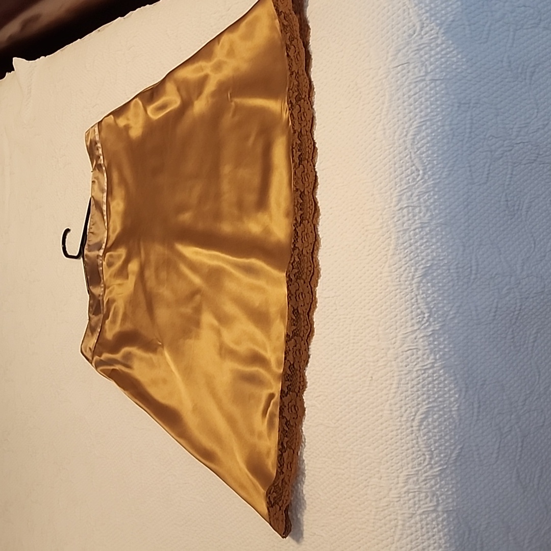 Damada Satin Feel Skirt